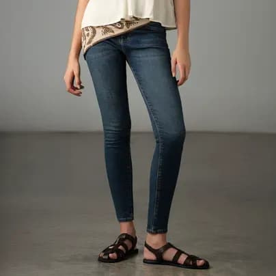 Tennis Jean super slim cinco bolsillos azul 10