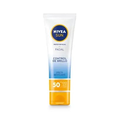 Protector solar facial Nivea Control Brillo FPS50 x 50ml